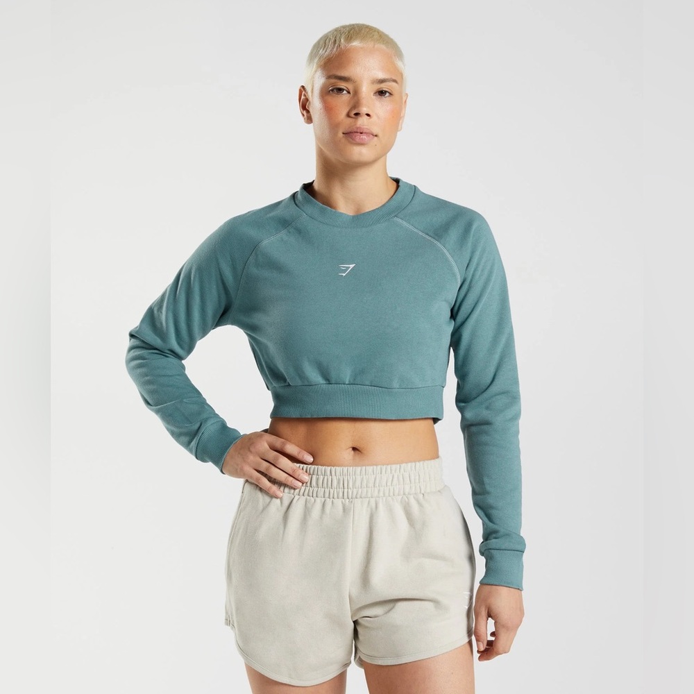 Gymshark cropped crewneck - Small